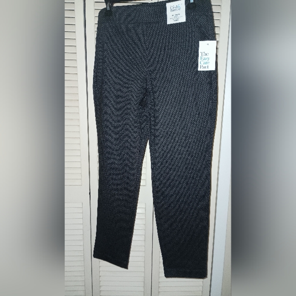 Croft & Barrow Slim Straight Mid Rise Women Pants